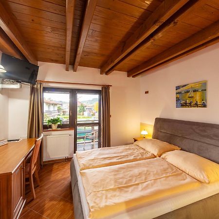 Hotel El Greco Rožnov pod Radhoštěm Buitenkant foto