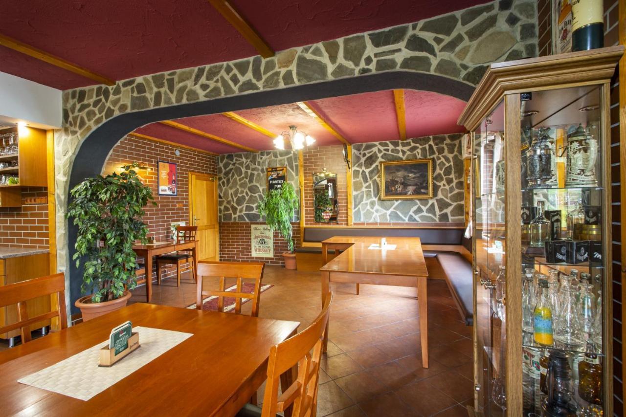 Hotel El Greco Rožnov pod Radhoštěm Buitenkant foto