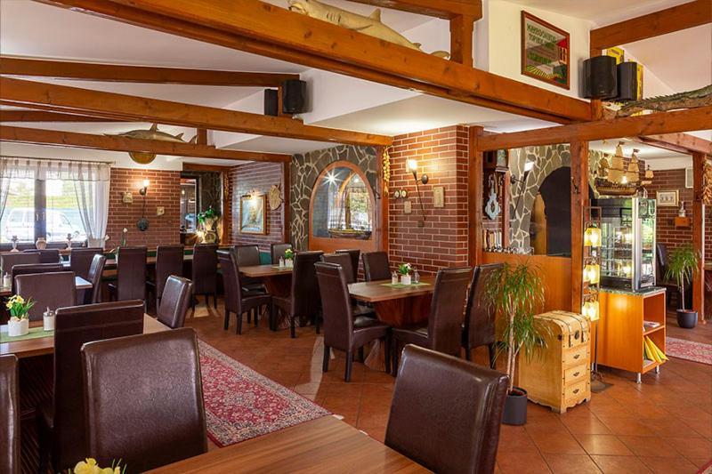 Hotel El Greco Rožnov pod Radhoštěm Buitenkant foto